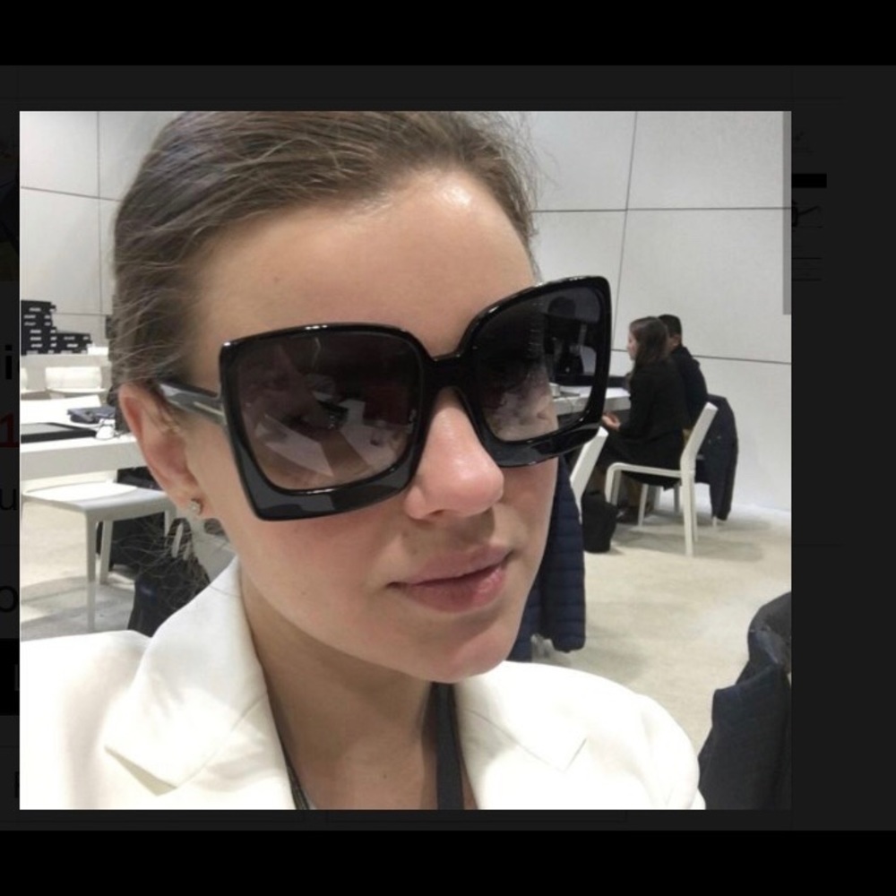 Oversized fashion sunglasses in black